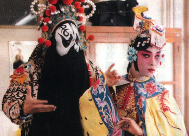 致敬張國(guó)榮
